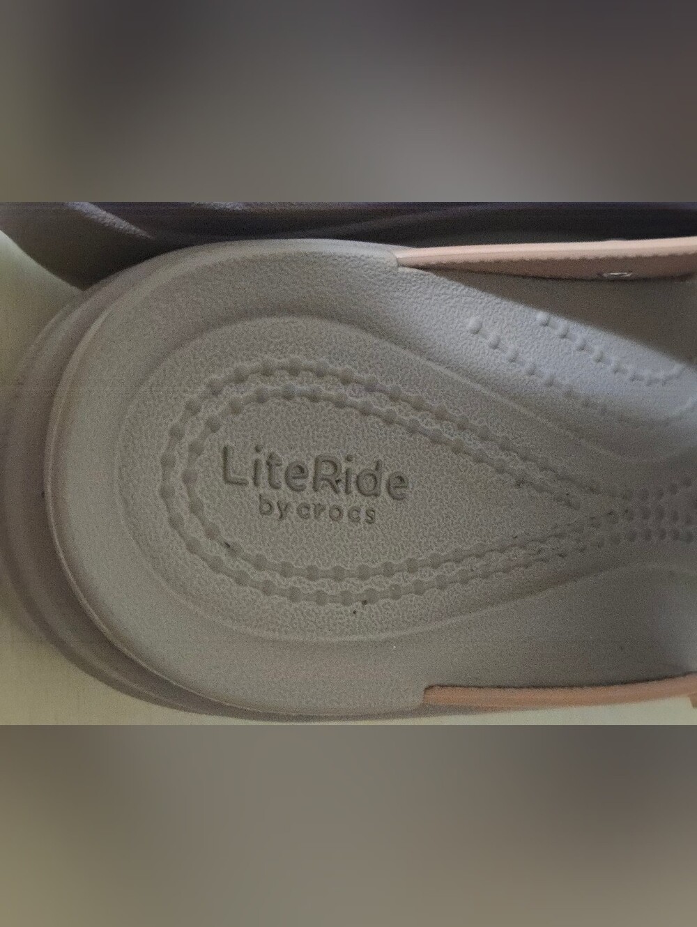NEW Crocs Brooklyn Studded Flip Flop Sandals - Life Ride - Platform - Size 7 - Picture 10 of 11